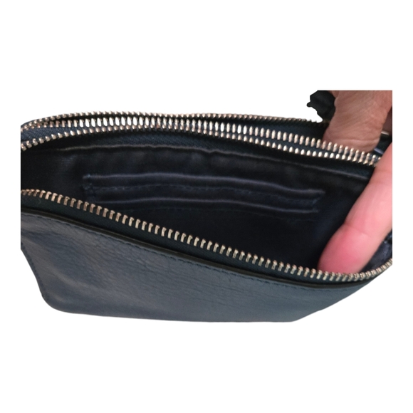 Coach wallet double zipper with dust bag - Picture 8 of 17